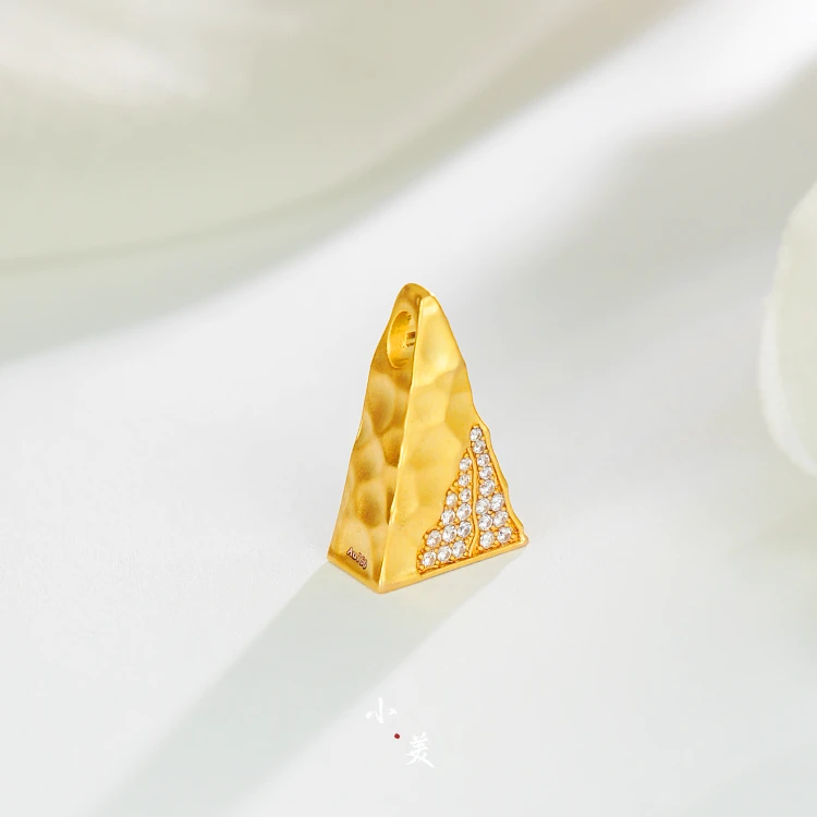 18K金磨砂小金山吊坠 G81093