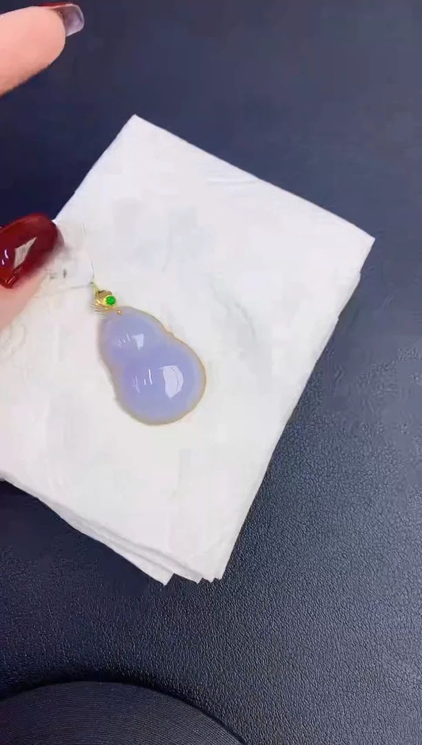 颈饰18K金镶嵌翡翠缅甸天然翡翠A货