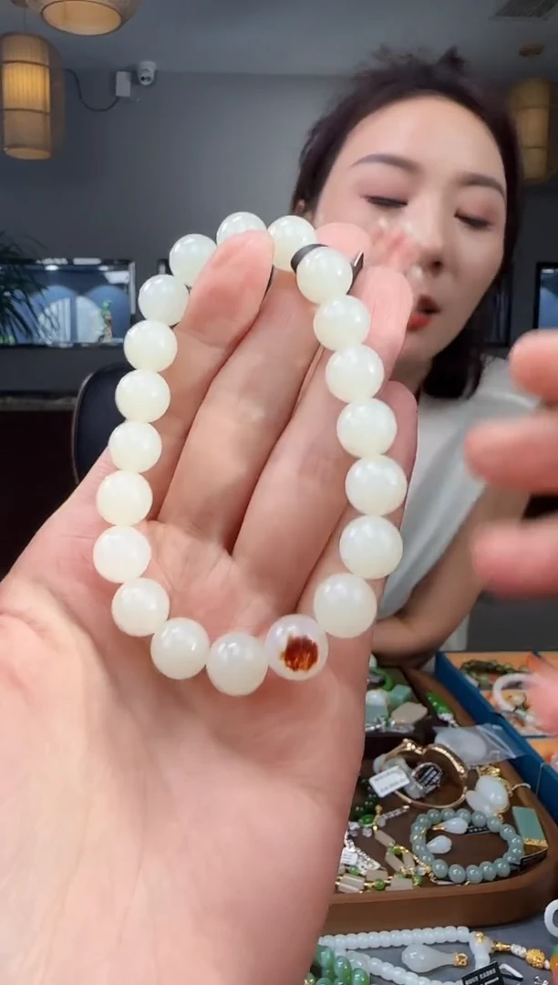 未镶嵌手链和田玉1