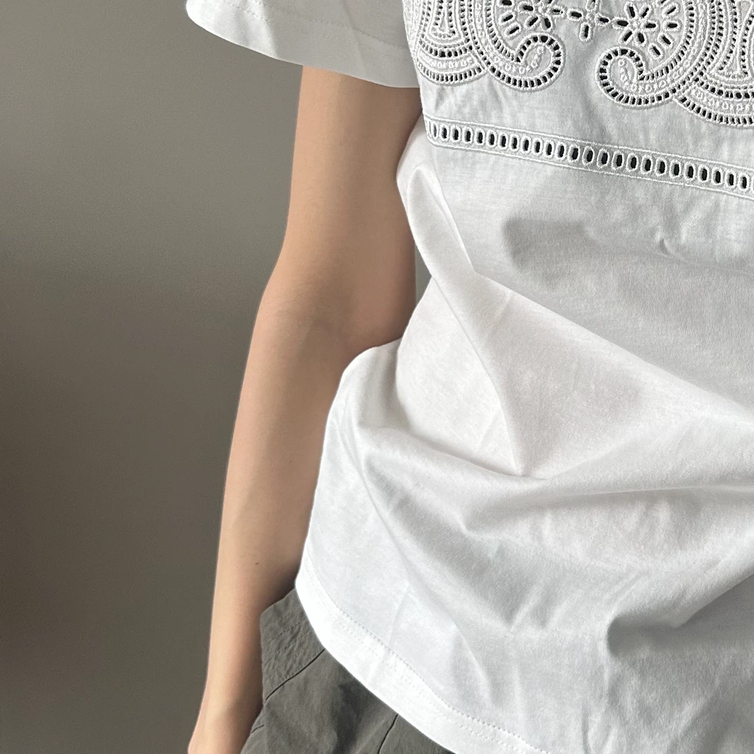 anan重工镂空白色半袖FZbx250418001