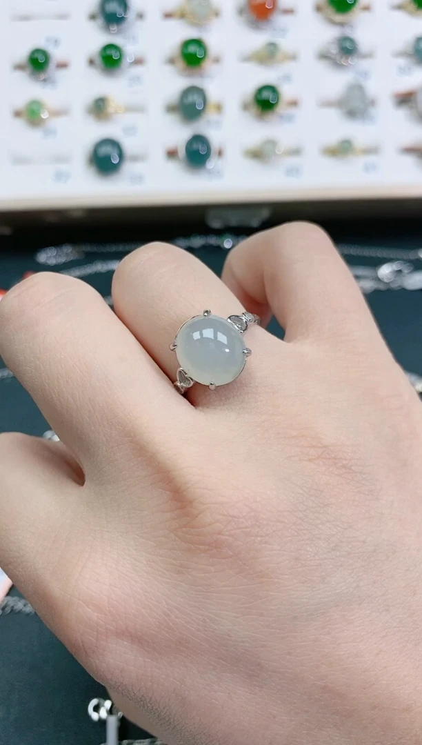 翡翠戒指银S925镶嵌天然翡翠