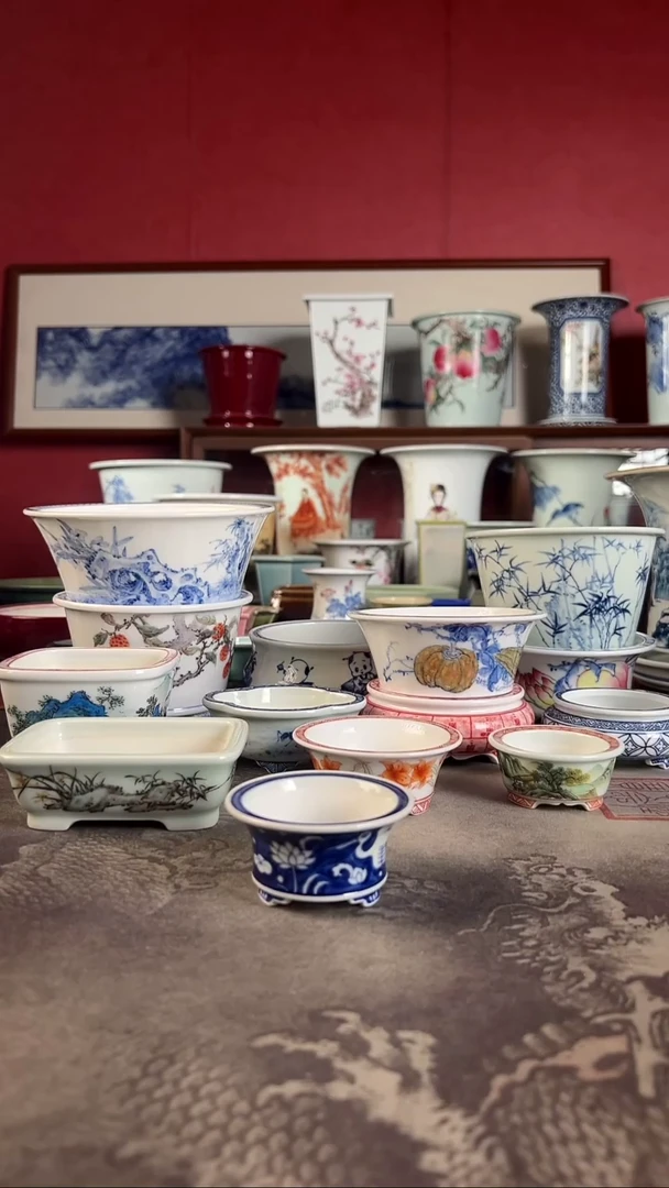 【闪购商品】釉下青花手绘盆内长5.5 高3