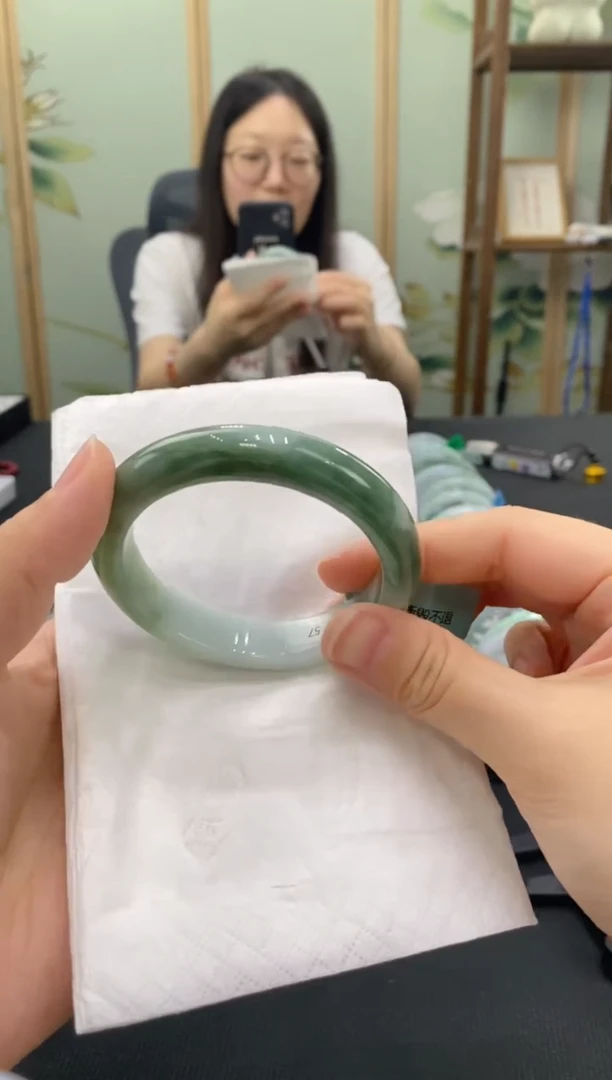 翡翠手镯未镶嵌00002009