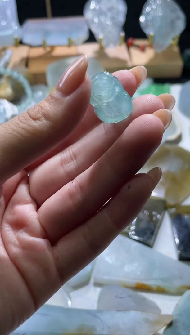 未镶嵌定制翡翠金蟾