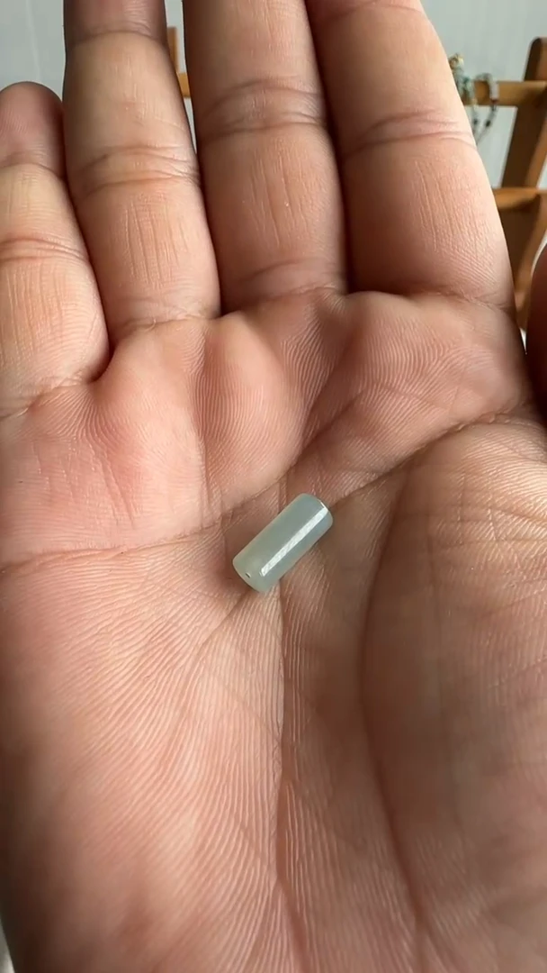 翡翠未镶嵌颈饰888888888888