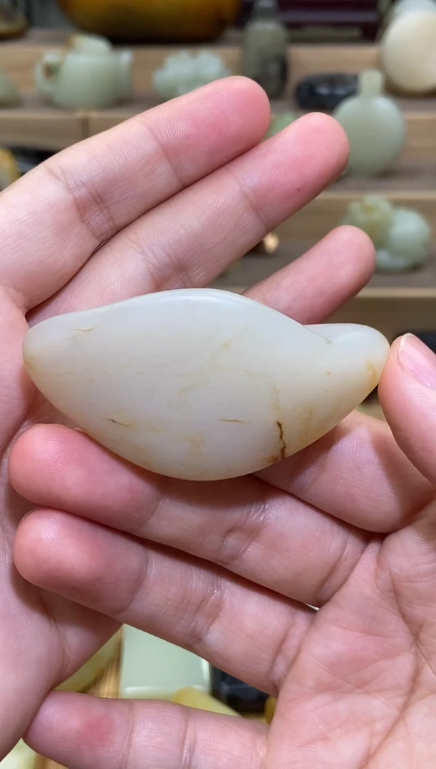 未镶嵌和田玉挂件新疆和田玉原石手把件