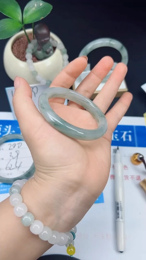 未镶嵌手镯石英质玉201-53/54
