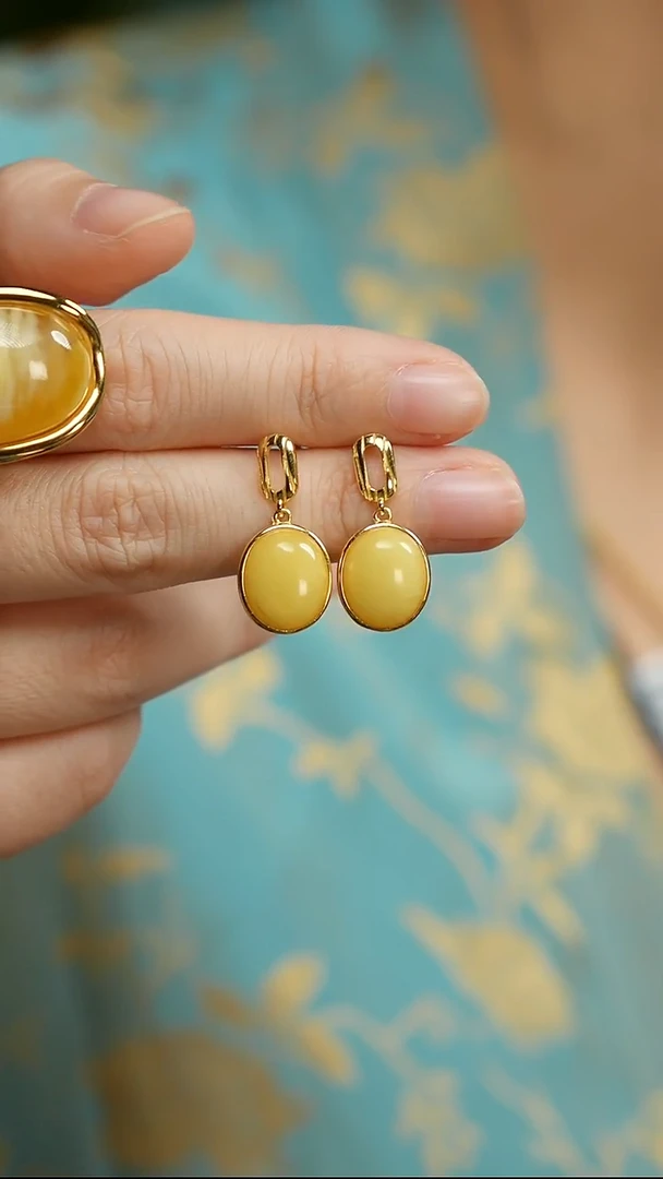 蜜蜡银S925镶嵌耳坠白蜡