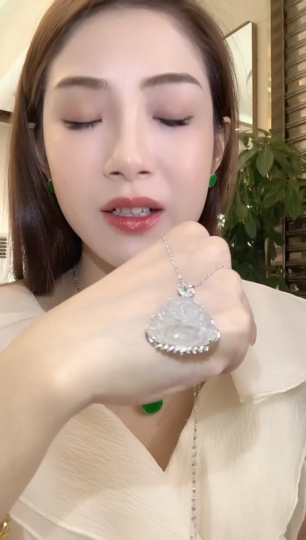 翡翠18K金镶嵌吊坠(不含链)A11翡翠
