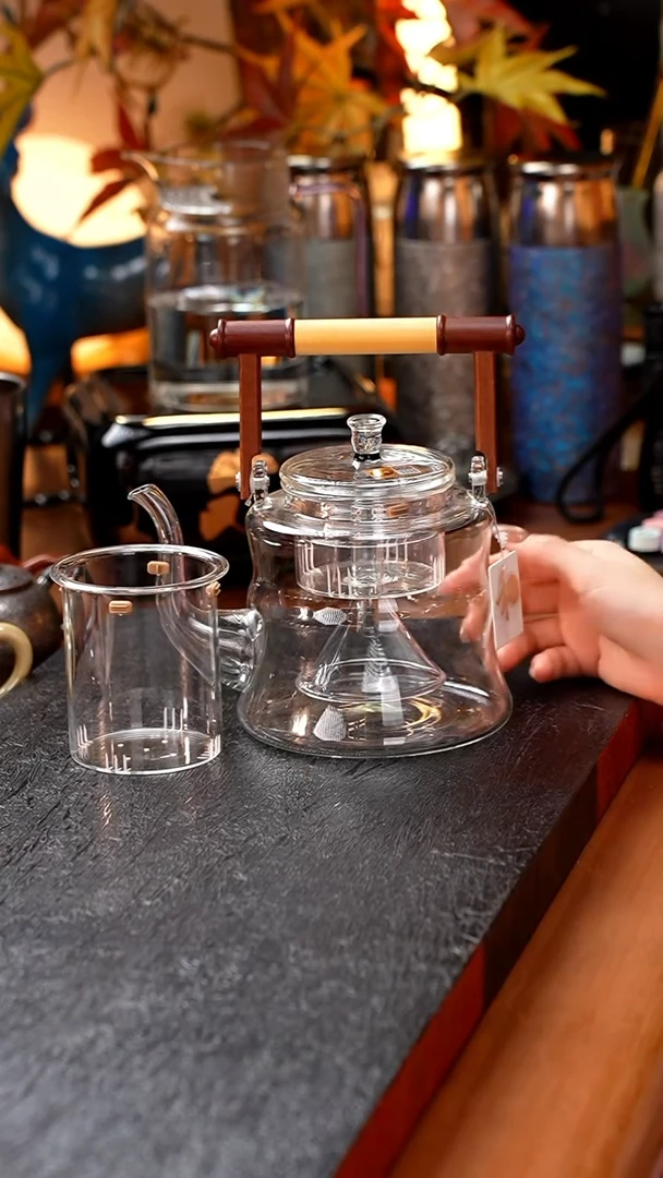 禾器/君卿壶/透明