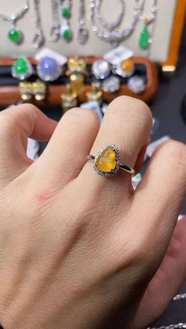 【闪购商品】翡翠戒指18K金镶嵌戒指