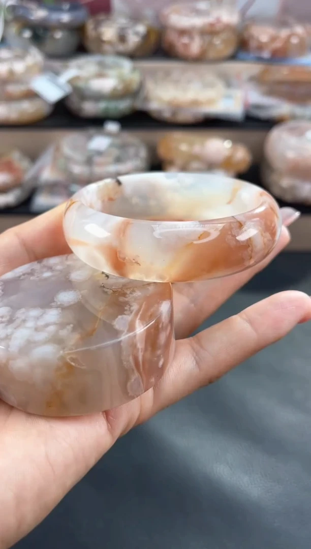 未镶嵌手镯石英质玉56（赠品镯心 不保证完美）