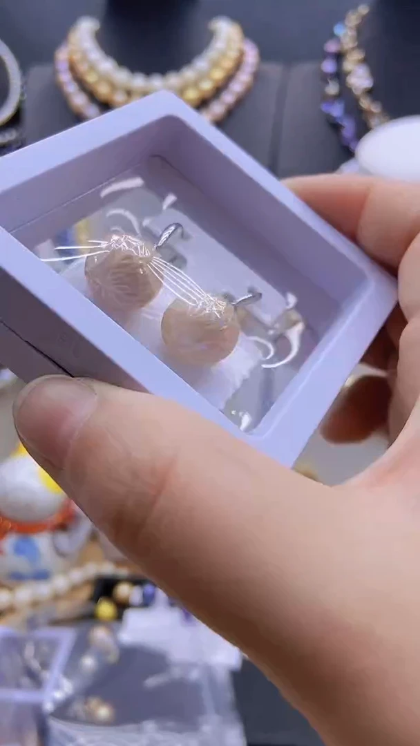 淡水珍珠未镶嵌颈饰1