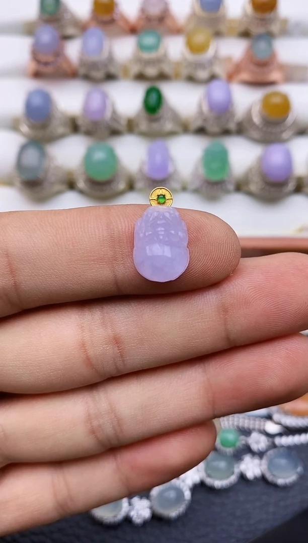 翡翠18K金镶嵌颈饰经典款2566