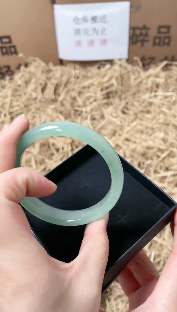 未镶嵌手镯石英质玉30-Q264-58