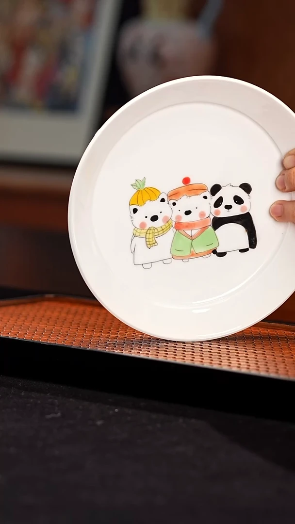 摆件景德镇釉下彩手绘设计师款陶瓷