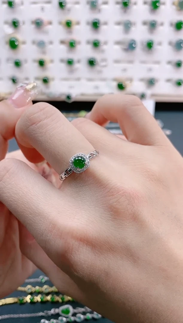 【闪购商品】翡翠戒指银S925镶嵌天然翡翠