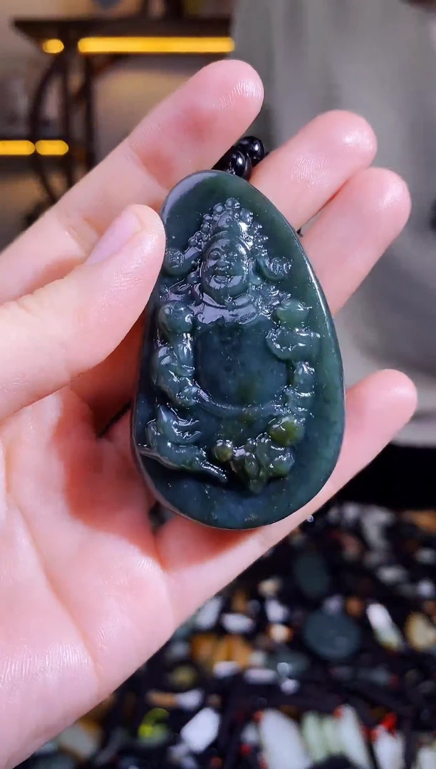 颈饰未镶嵌和田玉1