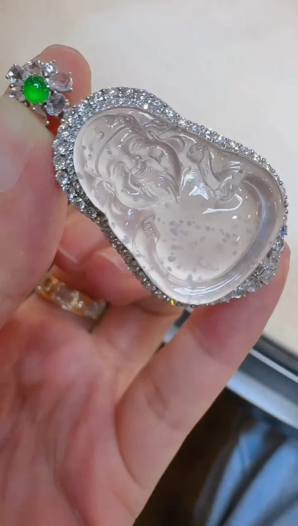 翡翠18K金镶嵌吊坠(不含链)