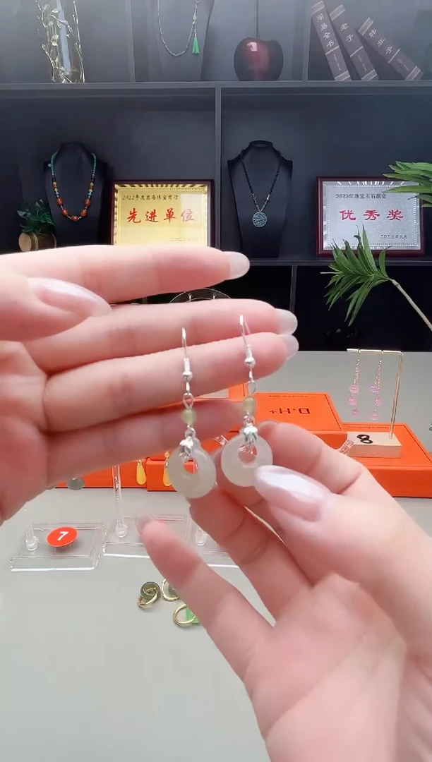 未镶嵌和田玉耳饰x02