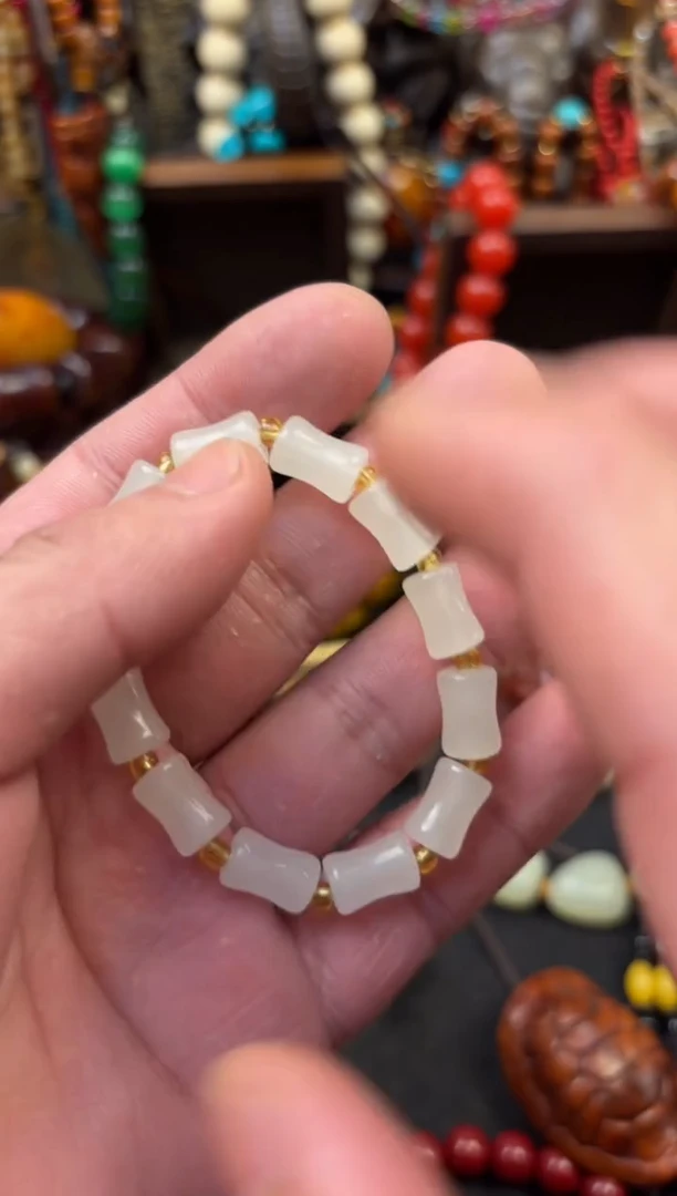 和田玉未镶嵌挂件------------------