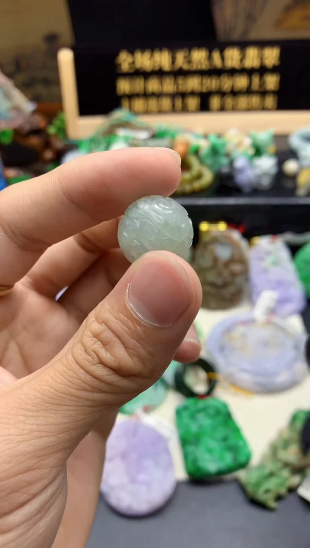 颈饰未镶嵌翡翠天然A货翡翠