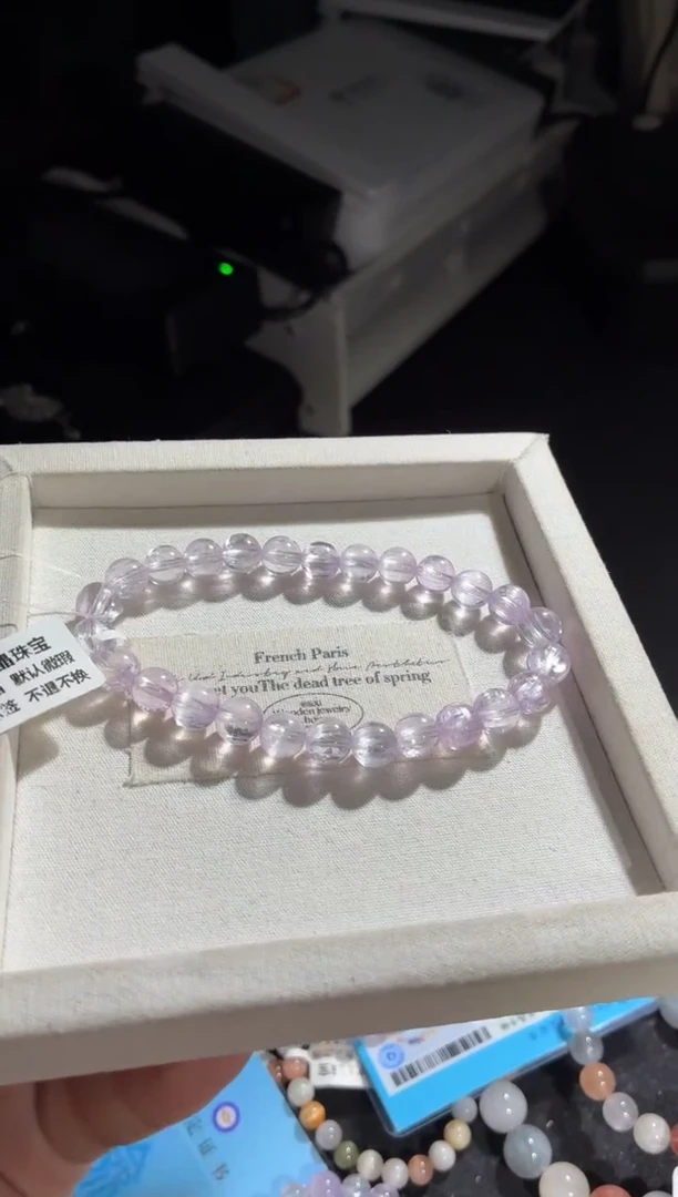 未镶嵌锂辉石紫锂辉191号多样性发一H7+