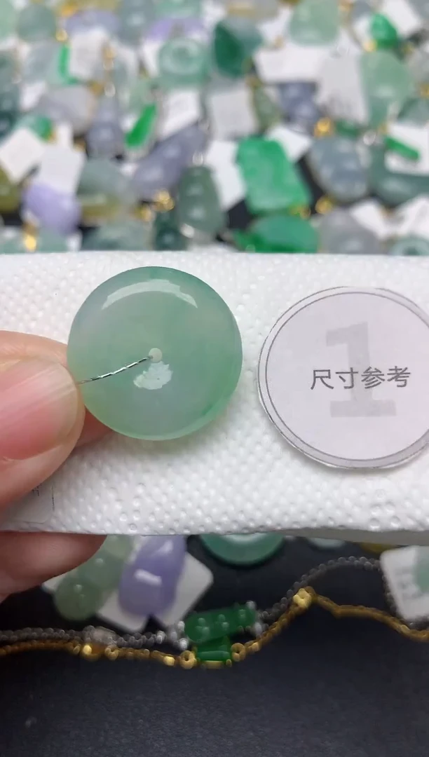 颈饰未镶嵌翡翠天然缅甸A货翡翠