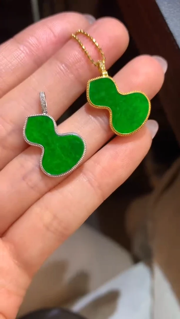 吊坠(不含链)18K金镶嵌翡翠21-葫芦（多样性发货一件（不含链和扣