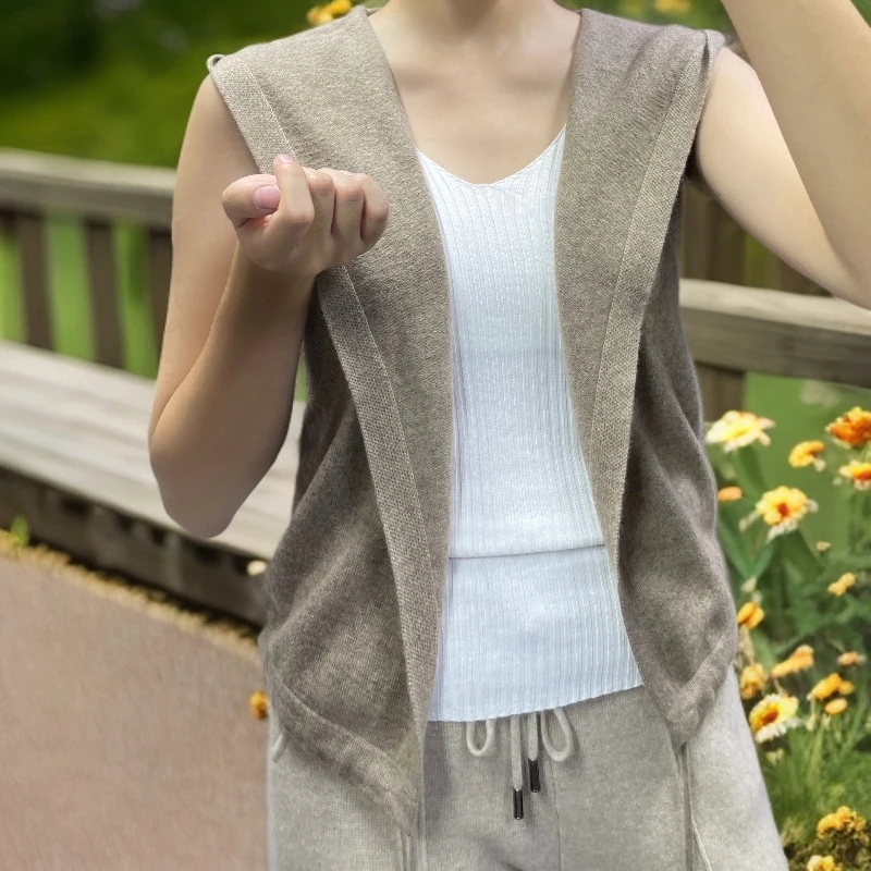 山羊绒 带帽 马甲