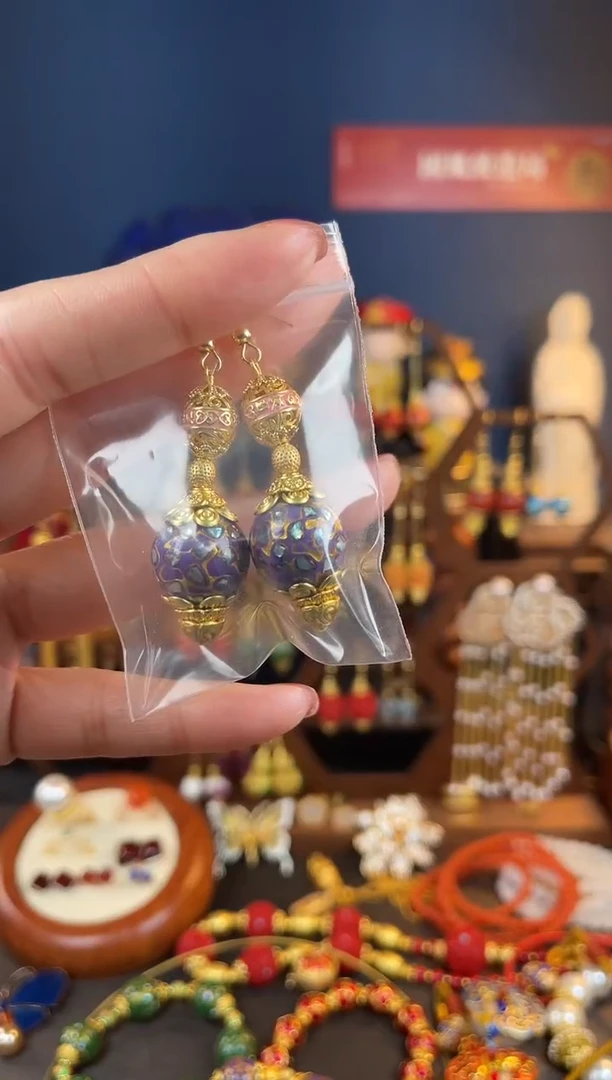 【闪购商品】紫色福建大漆耳钩