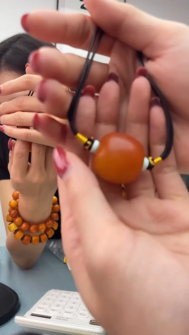 未镶嵌蜜蜡珠宝奇石假一罚十，011多样性发一件