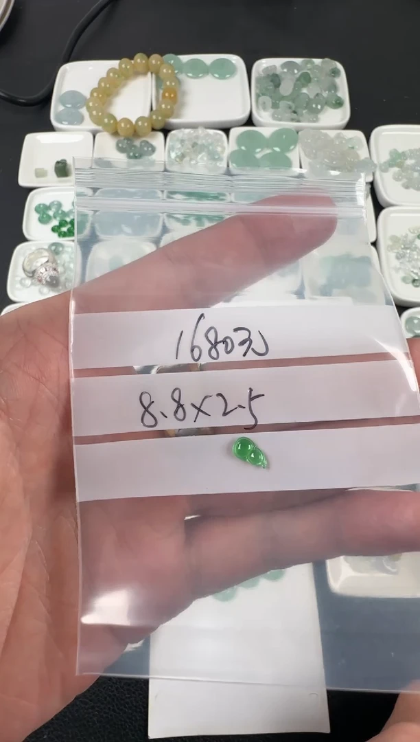 未镶嵌定制翡翠 天然A货翡翠+葫芦