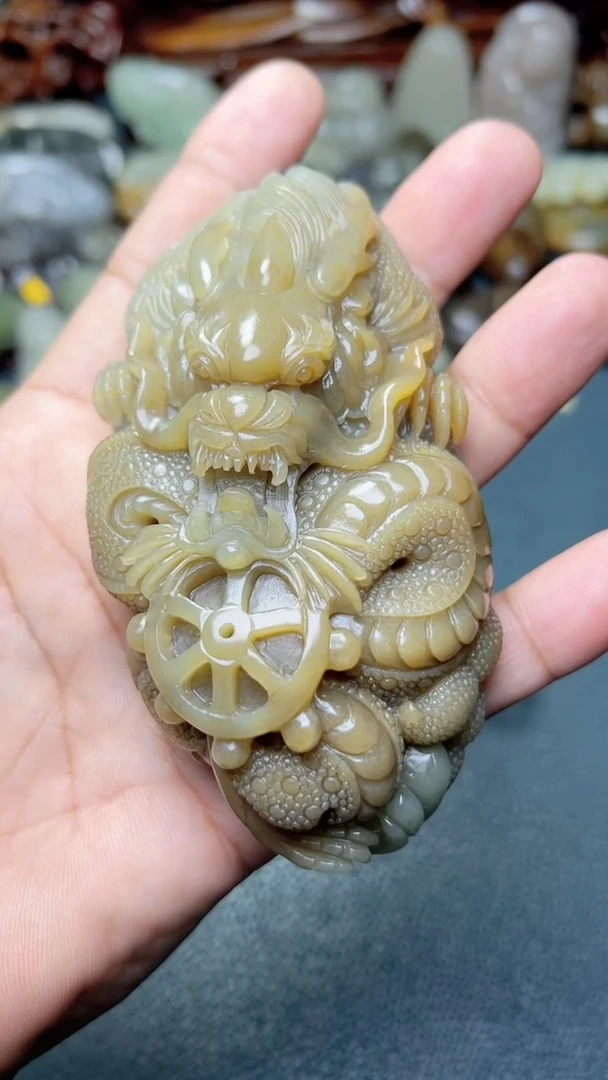 未镶嵌和田玉把件-