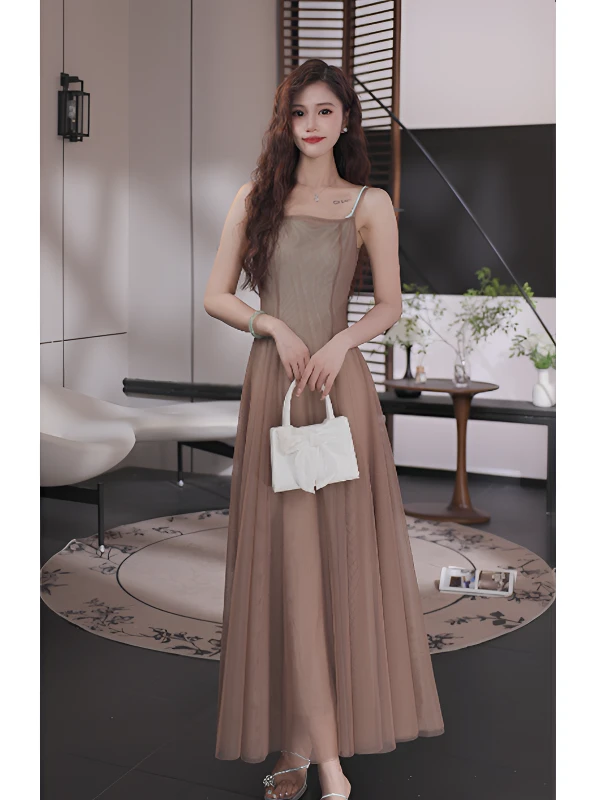 依漾Y-【纱幔棕吟】夏季新款复古显瘦渐变网纱度假风吊带连衣裙女