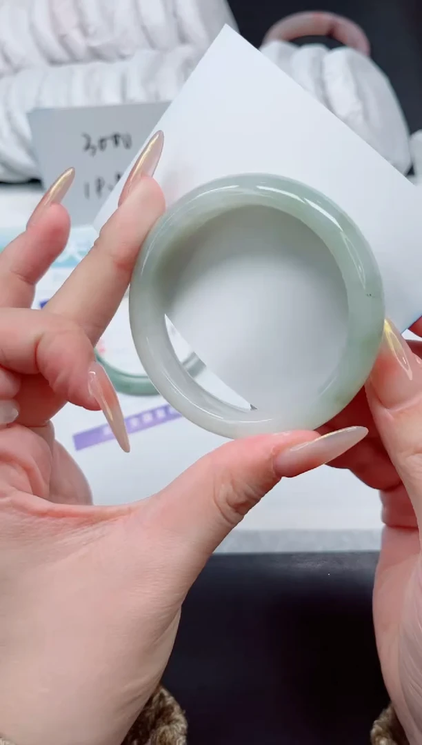 【闪购商品】石英质玉手镯未镶嵌482-54