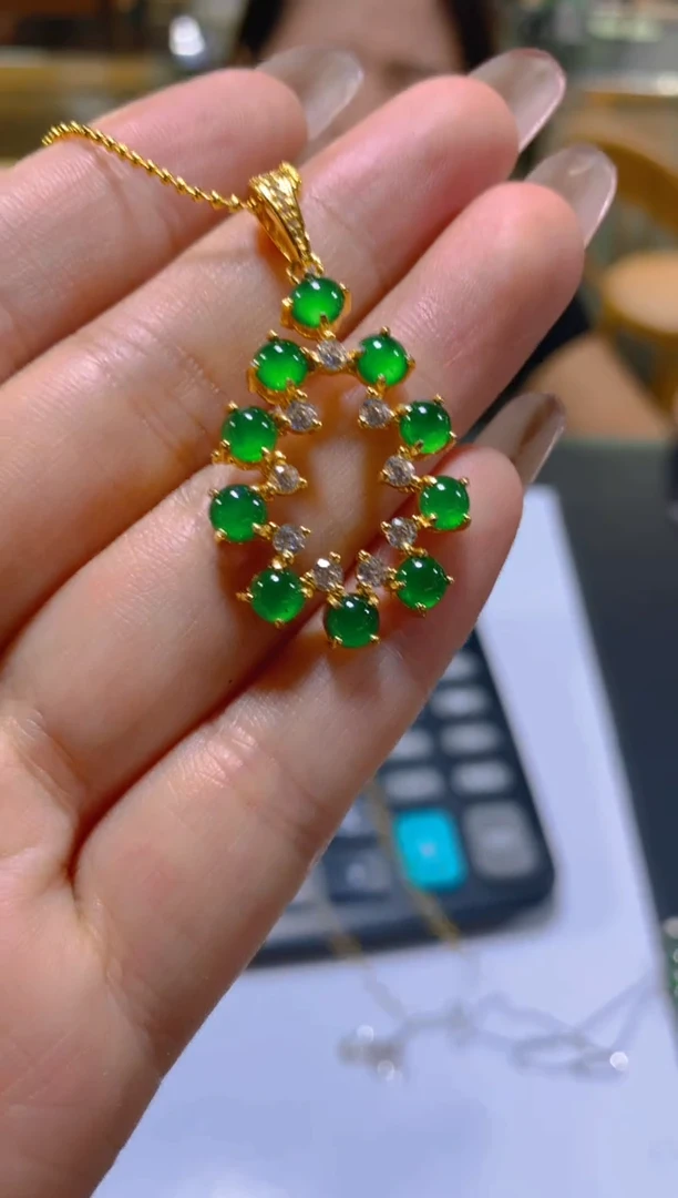 颈饰未镶嵌翡翠多样性发一