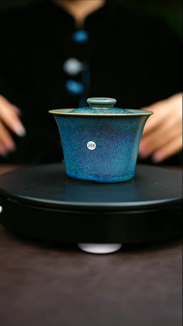 268#原矿钧瓷炉钧釉盖碗