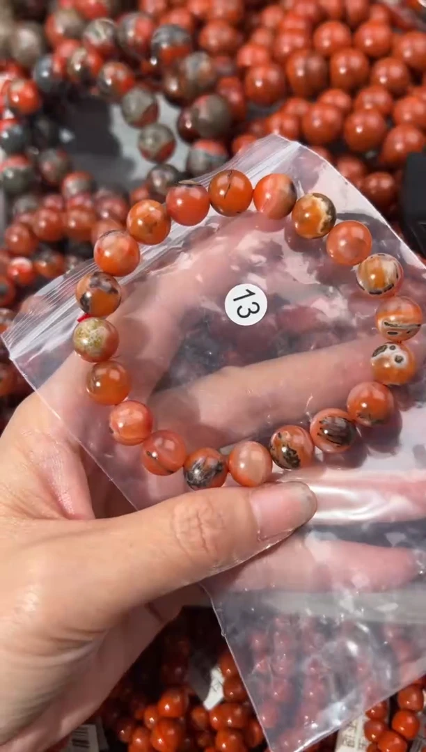 南红玛瑙手镯未镶嵌10+
