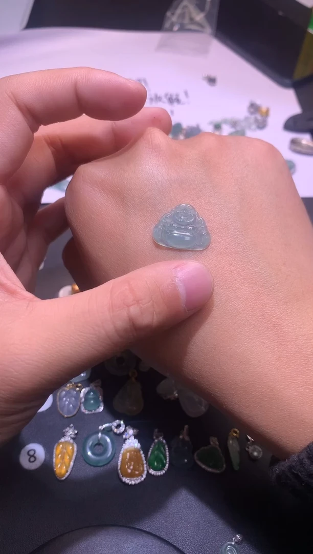 【闪购商品】翡翠吊坠(不含链)未镶嵌1