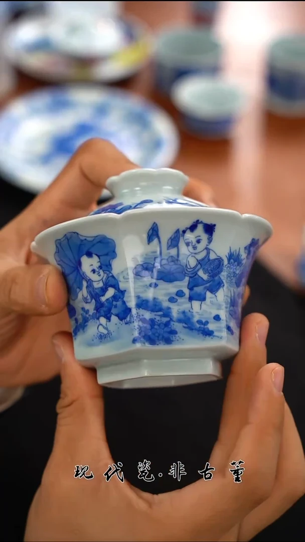 盖碗陶瓷正春堂青花童子采莲六方盖碗