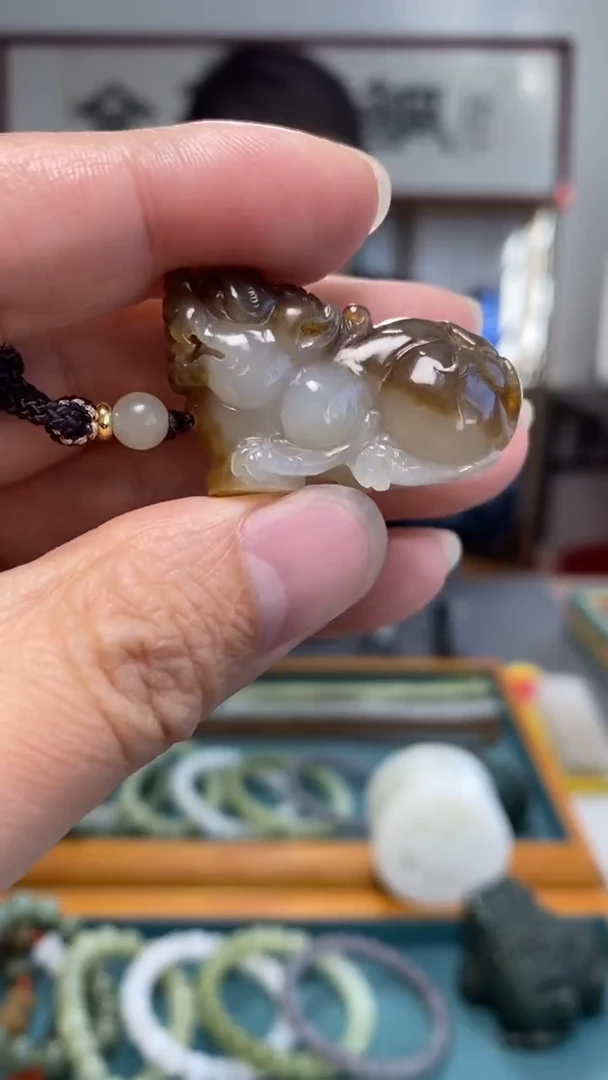 颈饰未镶嵌和田玉97
