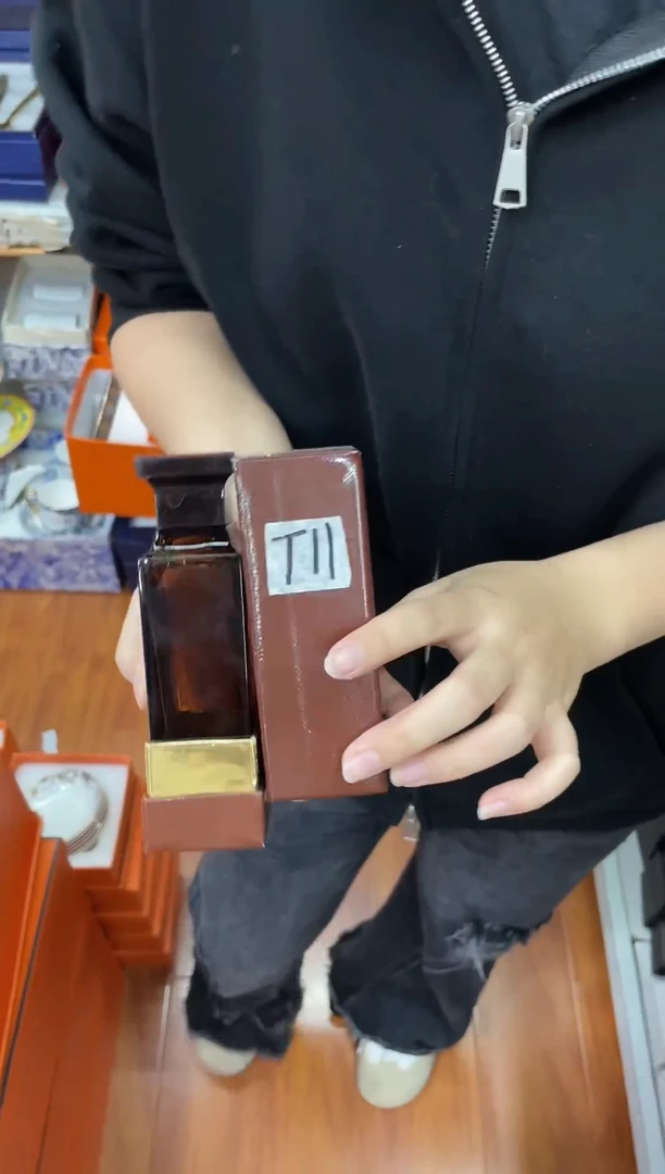 杯鸿辉家品牌瓷器，京东包邮！