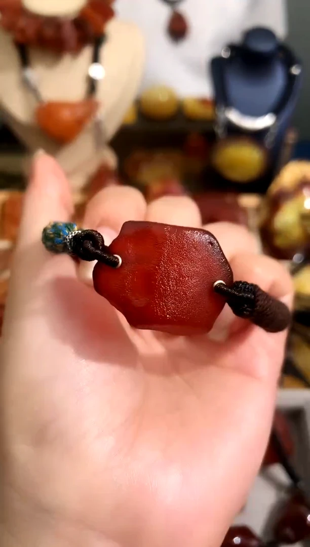 【闪购商品】蜜蜡裸石未镶嵌似玉