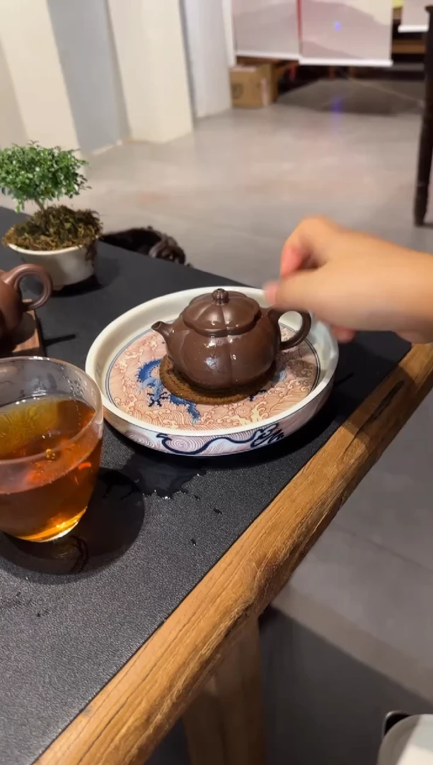 茶壶紫砂张大鱼海棠