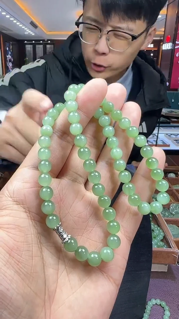 未镶嵌和田玉挂件【陆1221】37 7023 多样性发其一