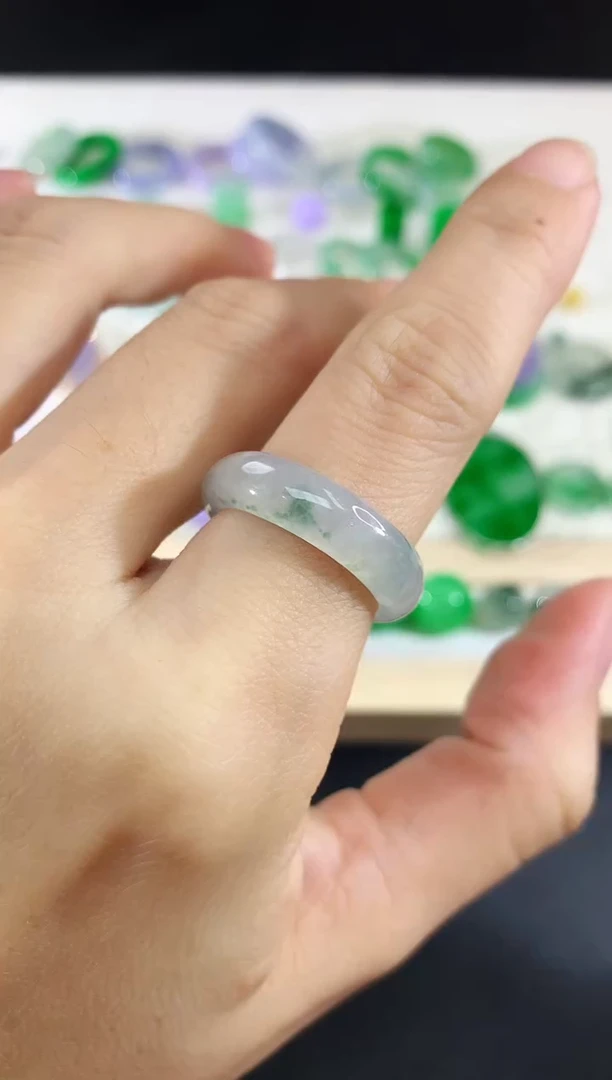 未镶嵌戒圈翡翠71|450