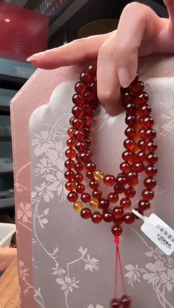 琥珀颈饰未镶嵌血珀8mm108 多样性发其一