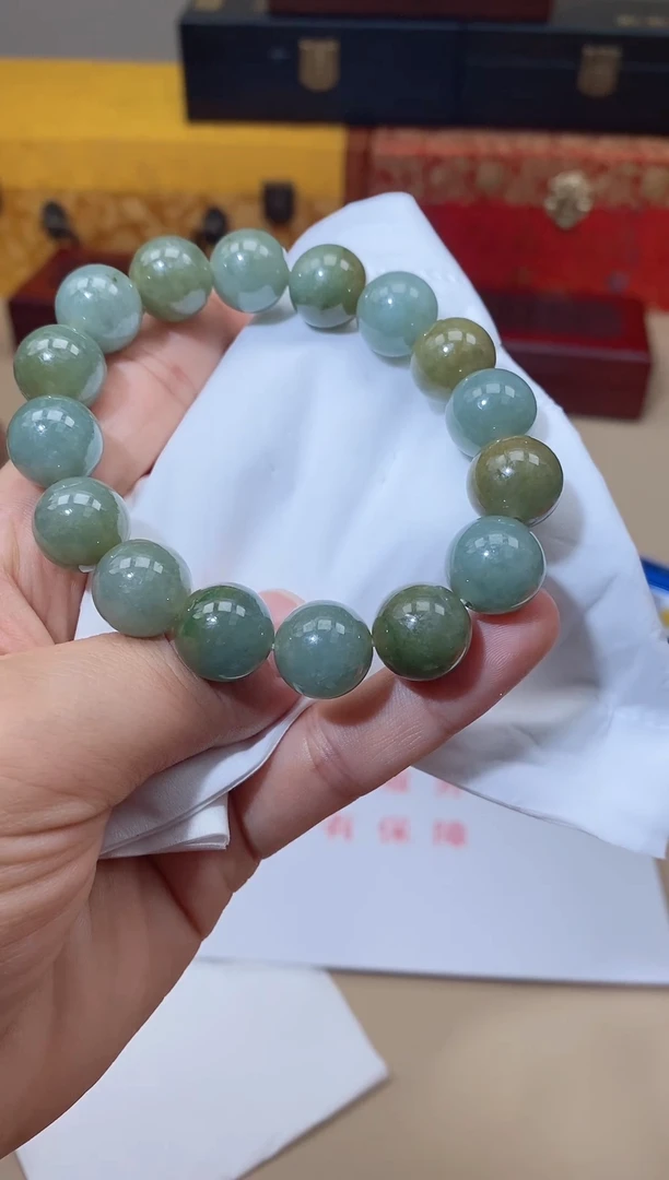 【闪购商品】翡翠颈饰未镶嵌天然A货翡翠手串
