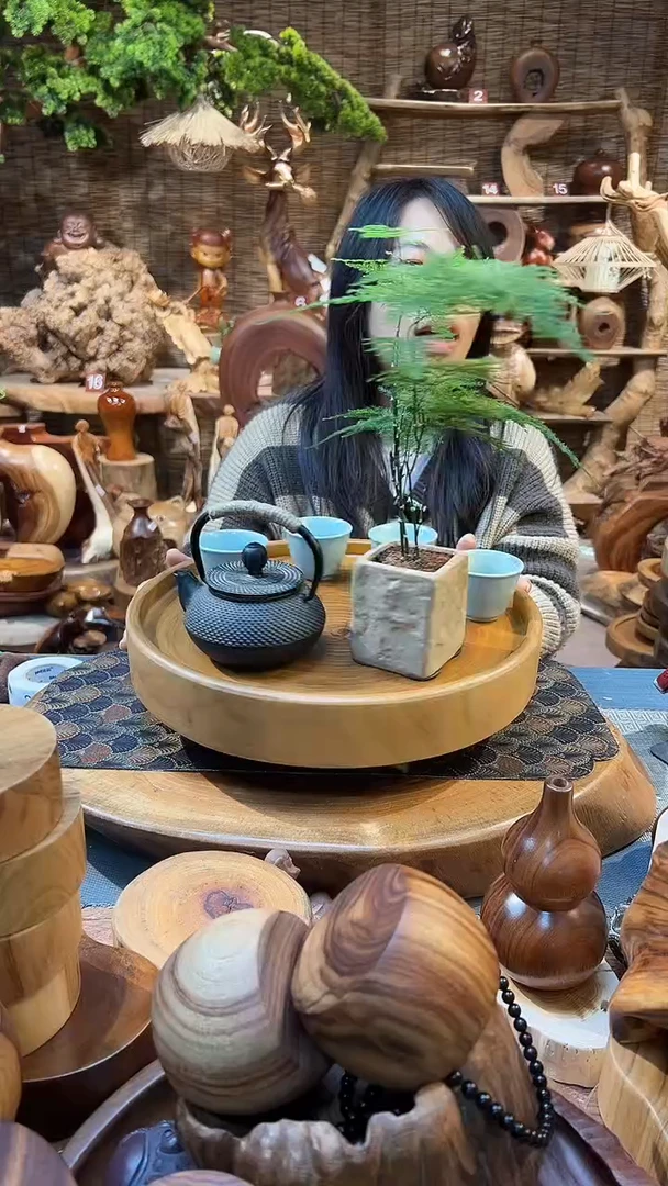 木多为香樟木材质，335.*33.5/厚5